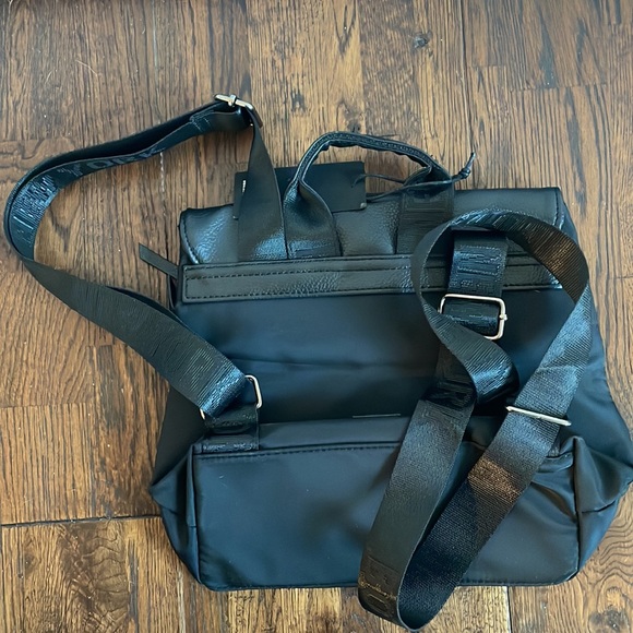Botkier New York Mini Trigger Black Backpack with silver zipper detailing, vegan - Picture 2 of 16